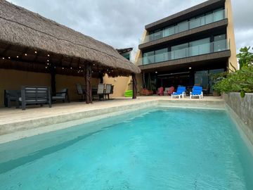Casa frente al mar con alberca privada en venta, San Benito, Yucatán