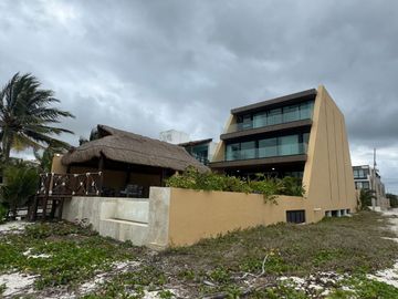 Casa frente al mar con alberca privada en venta, San Benito, Yucatán