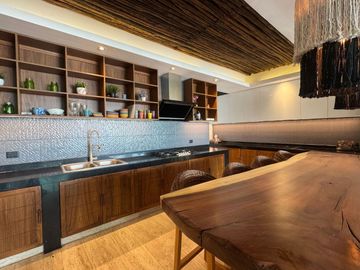 Casa frente al mar con alberca privada en venta, San Benito, Yucatán