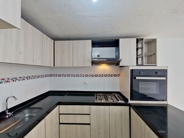 SE VENDE APARTAMENTO EN MADRID