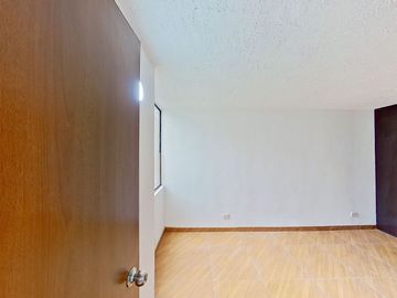 SE VENDE APARTAMENTO EN MADRID