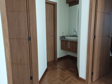 Espectacular casa en venta, Atuntaqui, 3 habitaciones