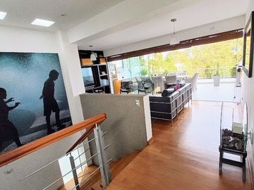 VENDO, Espectacular Duplex Frente a Parque 4dorm. 232mts. Jr. Jose Sabogal 151, Surco