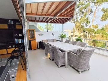 VENDO, Espectacular Duplex Frente a Parque 4dorm. 232mts. Jr. Jose Sabogal 151, Surco