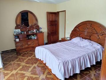 Acogedora Casa en Atuntaqui 430m2