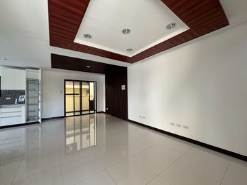 Elegant Finished Single Attached House & Lot For Sale In Twon & Country West Bacoor Cavite