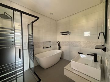Elegant Finished Single Attached House & Lot For Sale In Twon & Country West Bacoor Cavite