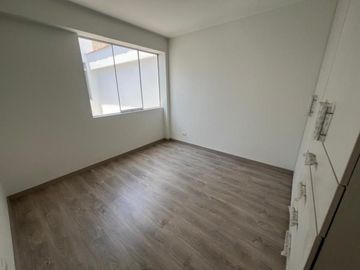 ESTRENO EXCTES.DUPLEX 1ER Y 3ER PISOS EN LAS VIÑAS,LA MOLINA