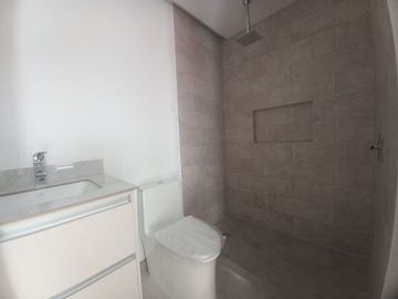 VENTA CASA A ESTRENAR SECTOR  NAYON A 7 MINUTOS DE CUMBAYA