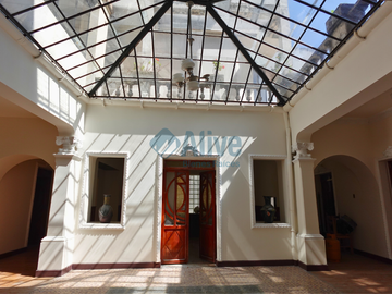 Casa rentera esquinera de venta El Ejido