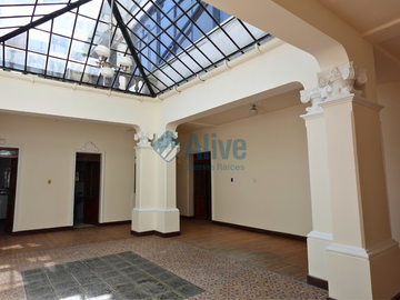 Casa rentera esquinera de venta El Ejido