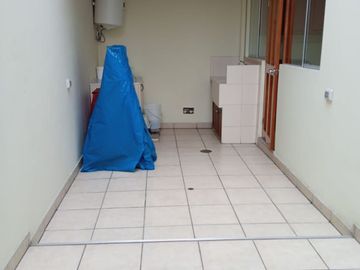 CASA EN VENTA EN MAGDALENA CERCA DE LA AV. JAVIER PRADO