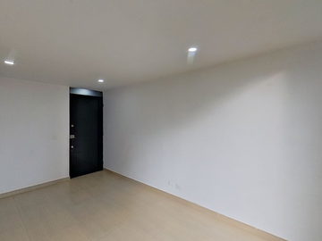 SE VENDE APARTAMENTO EN MADRID