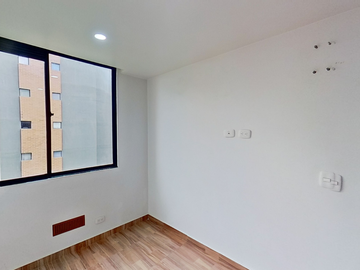 SE VENDE APARTAMENTO EN MADRID