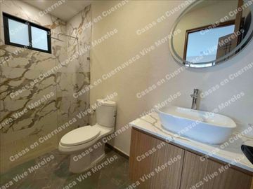 INVIERTE CASA NUEVA EN VENTA MODERNA DE UN NIVEL ALBERCA JARDIN