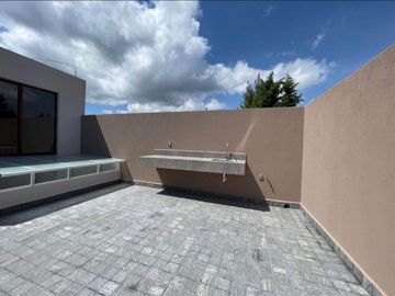 CASA EN VENTA EN FRACC. VILLAMAGNOLIAS ALTOZANO