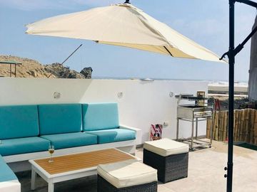 Vendo casa de playa con piscina, amoblada en 2da. fila, condominio Neptuno, Cerro Azul, Cañete, km 129.90
