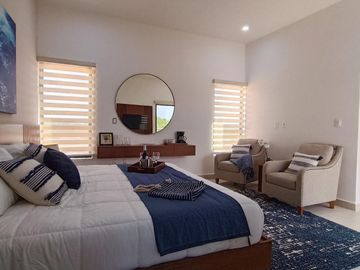 CASA CON JARDIN EN RESIDENCIAL PRIVADO CON CASA CLUB