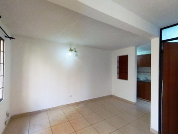 SE VENDE CASA EN CANTALEJO