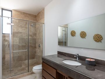 CASA 3 HABITACIONES CON JARDIN EN PLAYA DEL CARMEN