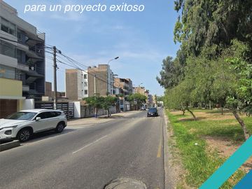 LOCAL COMERCIAL EN VENTA 160 M2 URB. STA RAQUEL - LA MOLINA