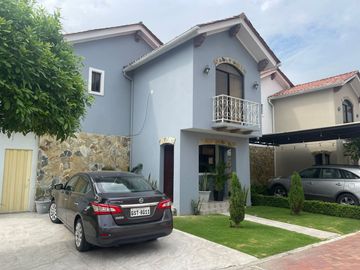 Venta de Casa en Terranostra impecable