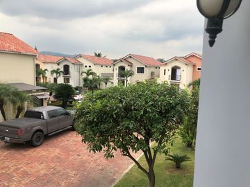 Venta de Casa en Terranostra impecable