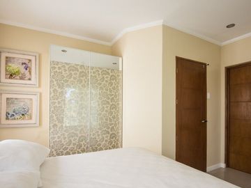 House and Lot with Golf Course View for Sale in Silang Cavite near Tagaytay