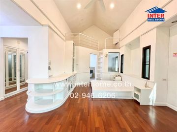 2-storey detached house, 50 sq m., Suan Thip Village, Soi Khlong Lam Chiak 12, Prasertmanukit Road (Kaset-Nawamin), Nawamin Road, Bueng Kum District,