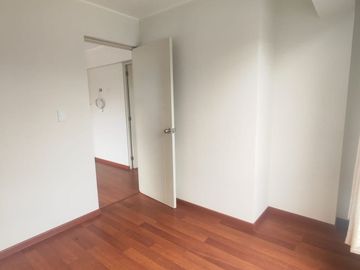 VENTA DEPARTAMENTO 2DO PISO CON ASCENSOR FRENTE A PARQUE SAN JUAN DE MIRAFLORES