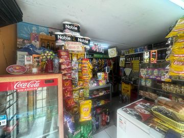 VENTA DE HERMOSA CASA Y NEGOCIO EN SANTIAGO DE SURCO