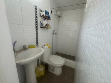VENTA DE HERMOSA CASA Y NEGOCIO EN SANTIAGO DE SURCO