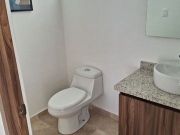 Vendo Casa en Fraccionamiento con excelente ubicacion en Cuautlancingo muy cerca del Periferico
