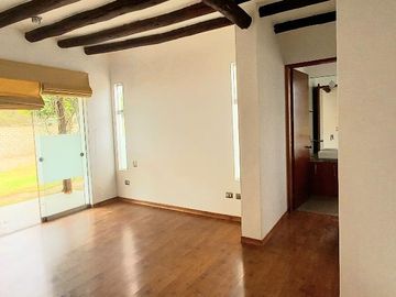ACOGEDORA CASA DE CAMPO, EXCELENTE UBICACIÓN EN PLENO VALLE SAGRADO DE PACHACÁMAC..