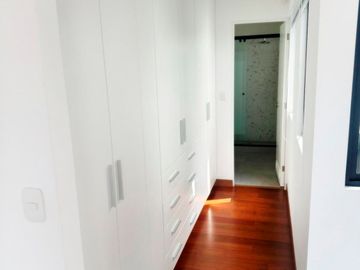 VENDO LINDO DUPLEX SEMI ESTRENO FONDO A PARQUE MUY CERCA COLEGIO SAN SILVESTRE - MIRAFLORES