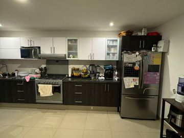 CASA EN VENTA EN ZONA PLATEADA