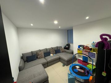 CASA EN VENTA EN ZONA PLATEADA