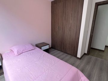 HERMOSA CASA A ESTRENAR CONOCOTO VALLE DE LOS CHILLOS– CRÉDITO VIP