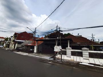 Rumah Dijual Hitung Tanah, area Darmo Diponegoro Mayjend Adityawarman
