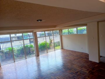 CASA INDEPENDIENTE EN VENTA EN SAN ANTONIO. AMBATO