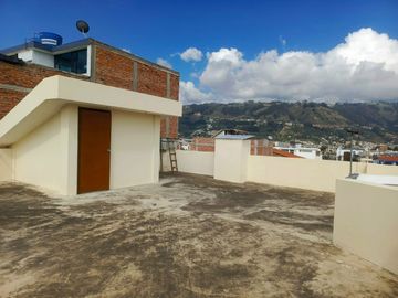 CASA INDEPENDIENTE EN VENTA EN SAN ANTONIO. AMBATO