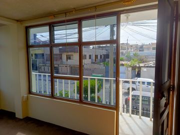 CASA INDEPENDIENTE EN VENTA EN SAN ANTONIO. AMBATO