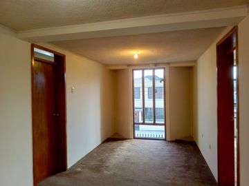 CASA INDEPENDIENTE EN VENTA EN SAN ANTONIO. AMBATO