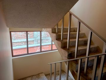 CASA INDEPENDIENTE EN VENTA EN SAN ANTONIO. AMBATO