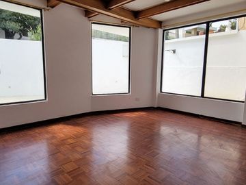 vendo casa en Miravalle 2