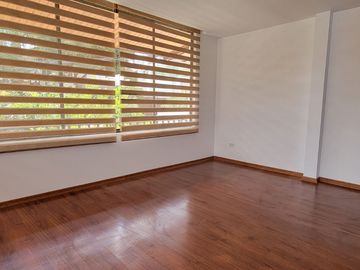 vendo casa en Miravalle 2