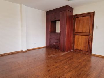 vendo casa en Miravalle 2