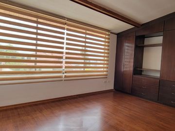 vendo casa en Miravalle 2
