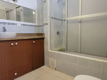 vendo casa en Miravalle 2