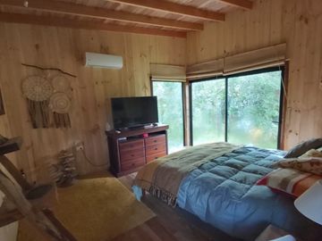 CASA CERCANA A LAGO RANCO.